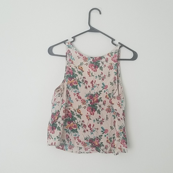 Poetry Floral Cropped Tank Top - Picture 2 of 3